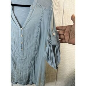 Democracy Size Large X Stitch V Neck 1/2 Button Long Sleeve Blue Women's Top